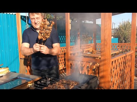 Видео: ШАШЛЫК ИЗ ГОВЯДИНЫ И КАРТОШКА ПО ДЕРЕВЕНСКИ.ГОТОВИМ В КАЗАНЕ И НА МАНГАЛЕ