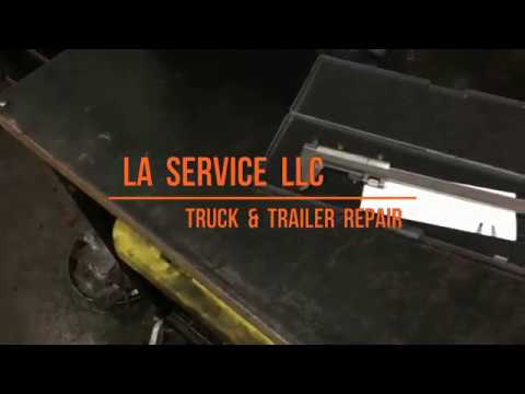 Видео: #  65 VOLVO KING PIN REPLACE  , ЗАМЕНА  ВТУЛОК  ШКВОРНЯ