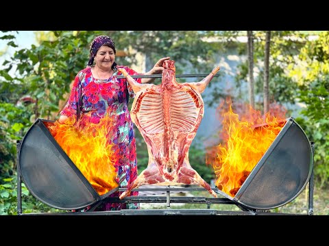 Видео: Бабушка Запекает Целого Ягненка в Горящих Бочках - Вы Будете Удивлены!