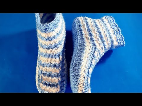 Видео: Вяжем Морские Следки Спицами! Длина подошвы 22 см.