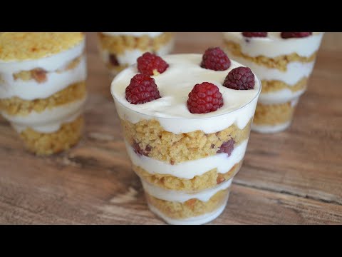 Видео: МЕДОВИК в стаканчике / ТРАЙФЛЫ – десерт в стаканчиках