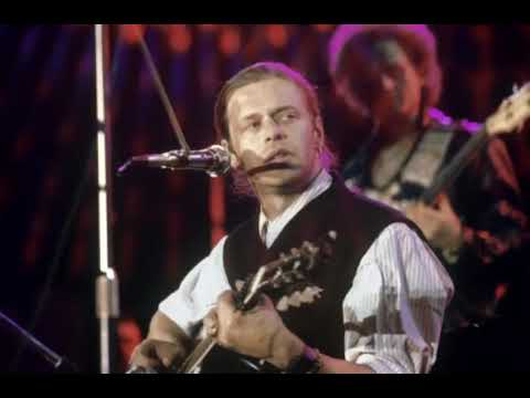 Видео: Аквариум - День радости (Первое публичное исполнение, декабрь 1989, Киев)