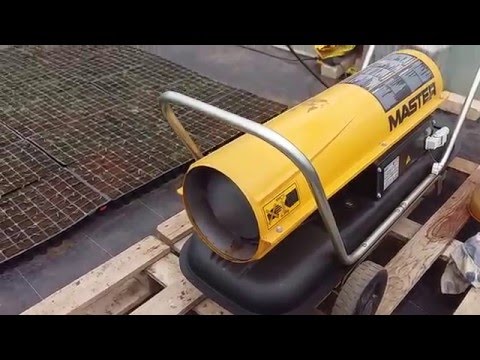 Видео: Аварийное отопление в пленочной теплице. Ночью надо отдыхать, а не топить печку.