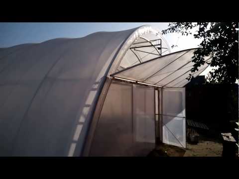 Видео: Арочная теплица (1 часть)