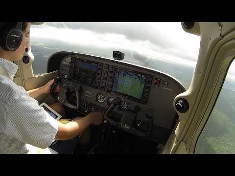 Видео: Учебный фильм - Правила полетов по приборам. Заход по ILS, Cessna 172S