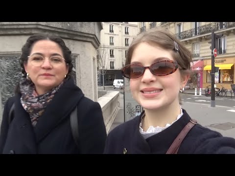 Видео: Париж в октябре с моей мамой