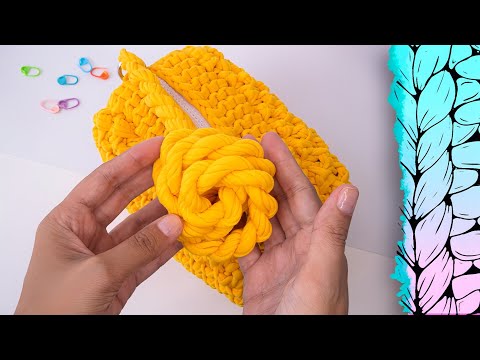 Видео: Самая Милая Сумочка из трикотажной пряжи. Вязание спицами