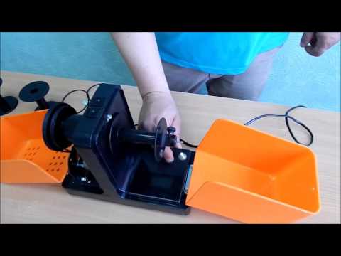 Видео: Прялка электрическая. Электропрялка БЭП 02 (Видео обзор). Прядение шерсти, пряжи