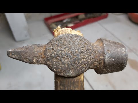 Видео: ЛУЧШЕЕ восстановление СОВЕТСКОГО молотка DIY | THE BEST restoration of A SOVIET DIY hammer