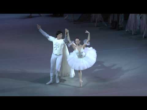 Видео: 13.09.13 Раймонда.Ульяна Лопаткина-Данила Корсунцев.