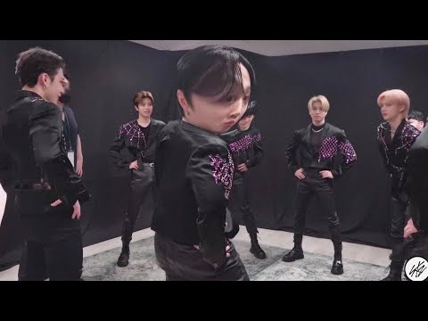 Видео: у нас тут утренняя зарядочка