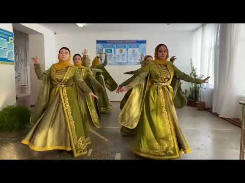 Видео: Ансамбль «Горный родник» «Девичий танец»
