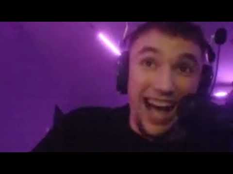 Видео: Серега Пират превращается в Вуди, проходя "Как достать соседа"