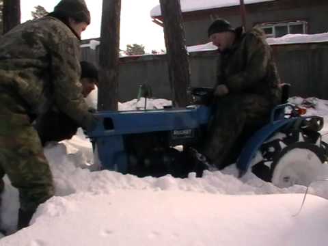 Видео: Мини трактор iseki 1500, первый выезд.