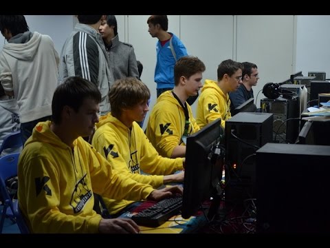 Видео: Неприятная ситуация в игре Na'Vi vs Empire [16.04.2015]