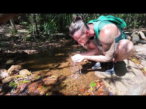 Видео: Пересохший водопад Фукуока.