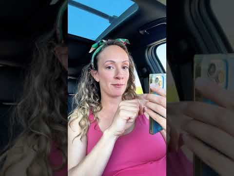 Видео: Она заплатила за «премиум-авиацию»