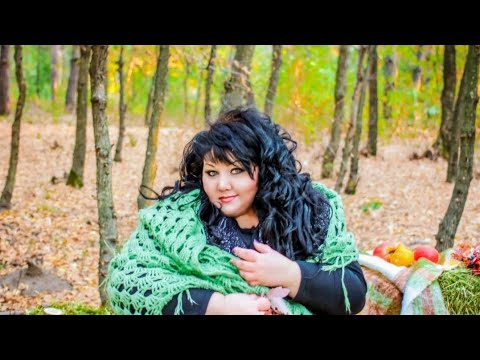 Видео: Макияж🥰 3 варианта / как подчеркнуть зелёные глаза