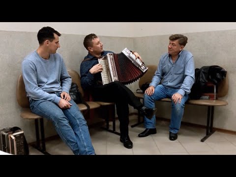 Видео: Гармонист Александр Ланин. Барыня с пляской. Томская однорядка