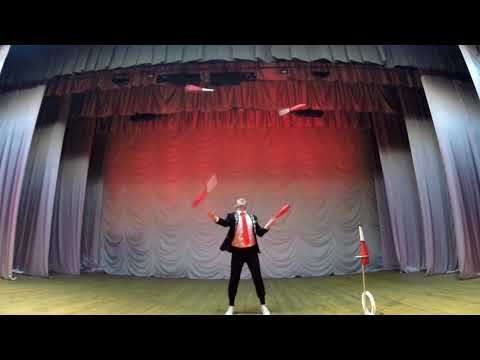 Видео: Антон Кобычев соло жонглер булавами