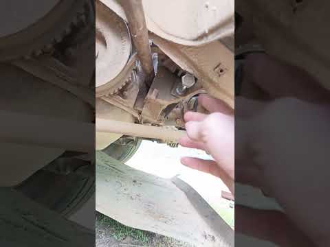 Видео: Как снять/поменять генератор на ваз 2114