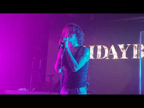 Видео: XOLIDAYBOY - Твой романс (Самара, 04.02.24 Сигнал)