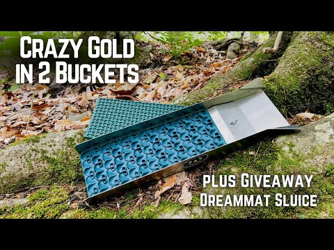 Видео: Безумное количество золота в двух вёдрах! Добыча золота с помощью 6x24 Trek Sluice Box от Dream Mat