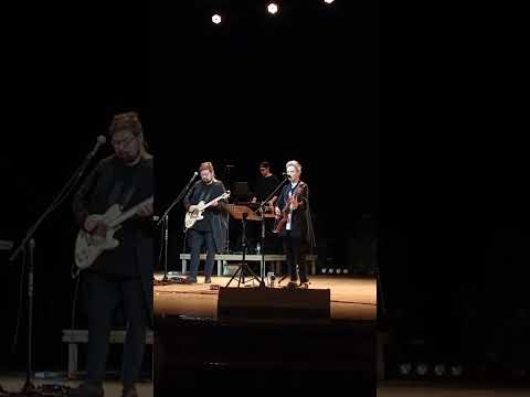 Видео: Сурганова и Оркестр в Самаре, фрагменты концерта (06.11.2025)