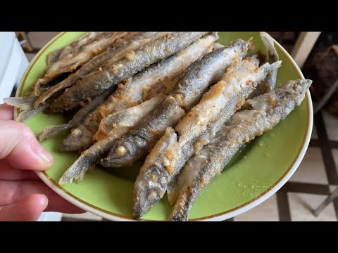 Видео: Готовим мойву вкусно и с чистыми руками / Просто, вкусно, дома готовим 6 - 8 октября 2022 г.