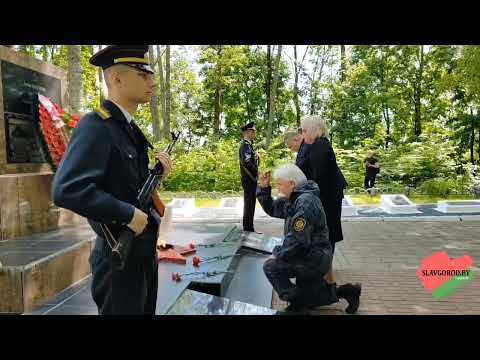 Видео: В городском парке состоялось торжественное мероприятие, посвященное открытию Вахты Памяти.