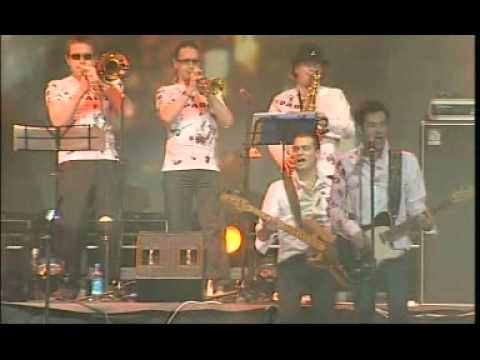 Видео: Евгений Осин - Добрый вечер, Москва! ("20 лет Браво", Санкт-Петербург 21.11.2004)