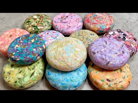 Видео: Recycled soap * Soap cutting * Relaxing sounds * Резка залипушек