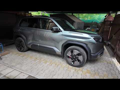 Видео: Зарядное устройство для электромобиля BYD, Зарядка для электромашины. Как зарядить электромашину.