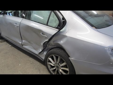 Видео: VW Jetta.  The quarter panel replacement . Замена заднего крыла.