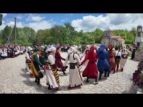 Видео: Настап на играорни друштва од Кичево во Кнежинскиот Манастир