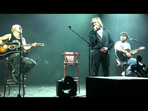 Видео: Король и Шут - Медведь (Акустика) | Лужники, 28.04.12