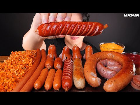 Видео: колбаса и острая лапша FIRE NOODLES & SAUSAGE EATING ASMR MUKBANG