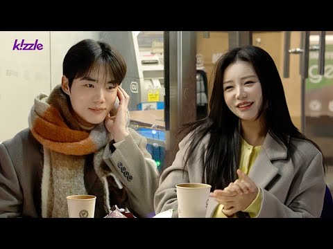 Видео: Друг-мужчина через 5 лет воссоединяется с подругой, которая отдалилась из-за признания