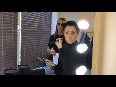 Видео: #2Маши VLOG "Один день из жизни" Выпуск 2  (живой концерт на Русском Радио )