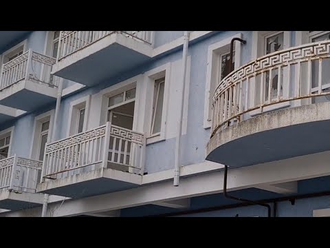 Видео: В ЭЛИТНОЙ СОЧИНСКОЙ ЗАБРОШКЕ / ПРЯМОЙ ЭФИР