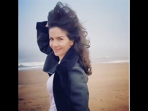 Видео: Наталья Орейро.Natalia Oreiro y Ricardo Mollo. Tu mirada.