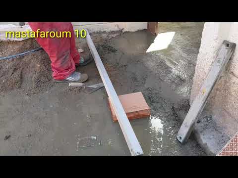 Видео: Подготовка пола из песка и цемента для грамотной укладки керамики