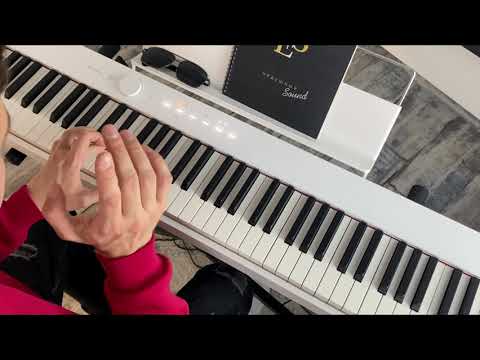 Видео: ТОПОЛИНЫЙ ПУХ | разбор на ПИАНИНО 🎹