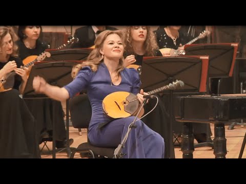 Видео: Ekaterina Mochalova. P. Tchaikovsky. «Russian dance» / П. Чайковский «Русский танец»