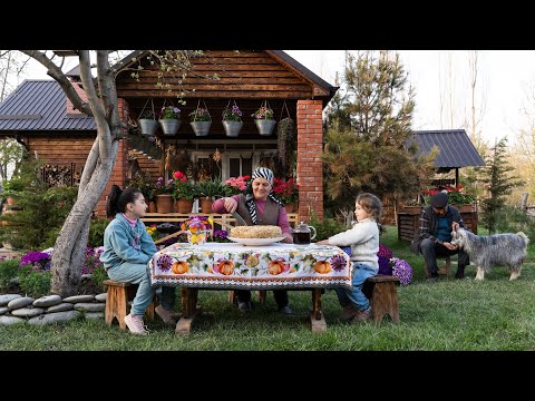 Видео: Простой деревенский пирог | Домашнее деревенское наслаждение