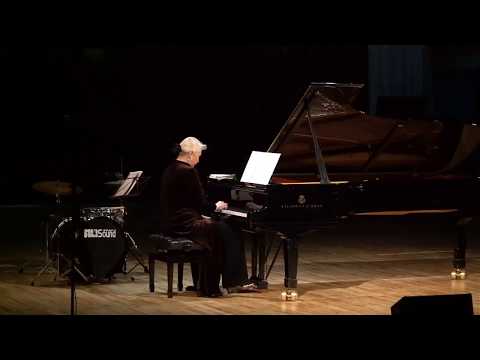 Видео: М. Таривердиев - «Двое в кафе»
