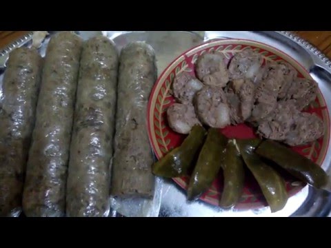 Видео: Печеночная колбаса в самодельной оболочке!!! (обалденно вкусная и нежная колбаска из куриной печени)