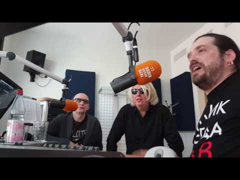 Видео: }Ť{ ПИКНИК - Интервью - Русское радио Берлин, Часть 1 12.05.2017