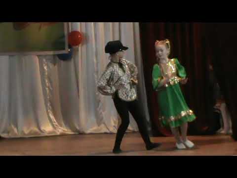 Видео: Танец ко дню матери