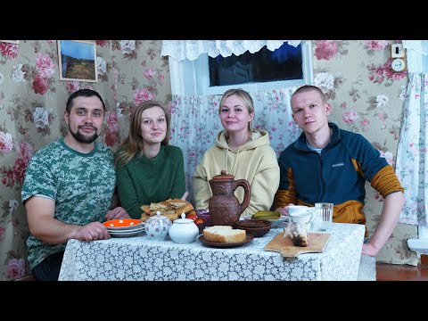 Видео: КУПИЛ 2 ДОМА В ДЕРЕВНЕ | РОДИОН И ЗЛАТА ПРИЕХАЛИ В ГОСТИ | ОБСУЖДАЕМ ДАЛЬНЕЙШИЕ ПЛАНЫ